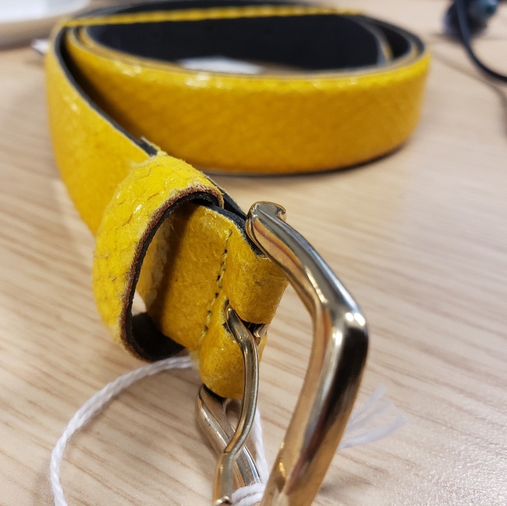 Zara Yellow skinny belt